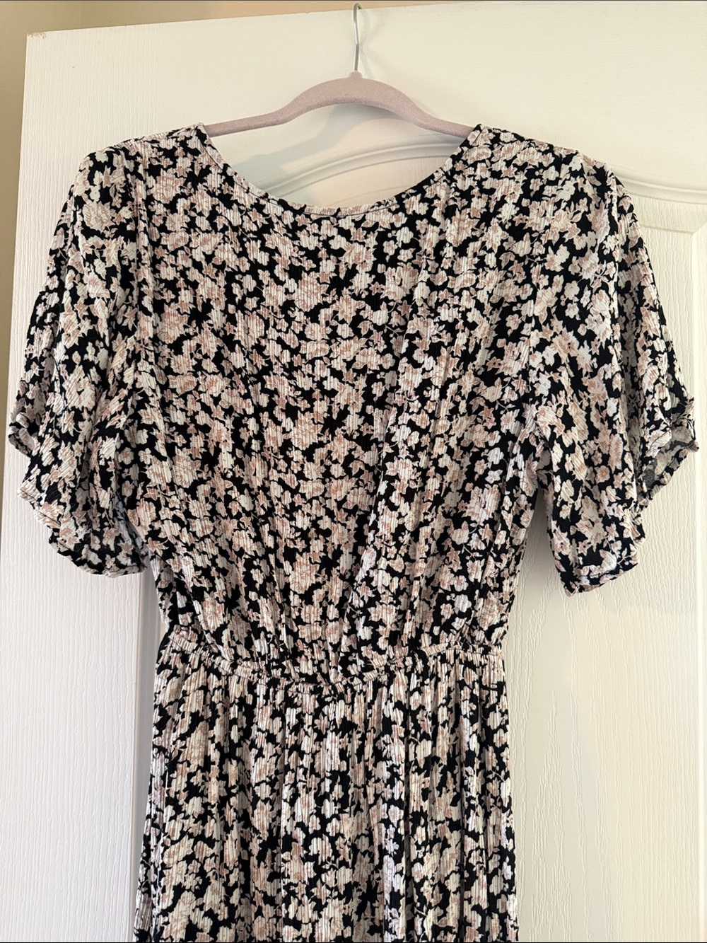 Abercrombie & Fitch Black and Cream Floral Dress - Picture 3 of 4